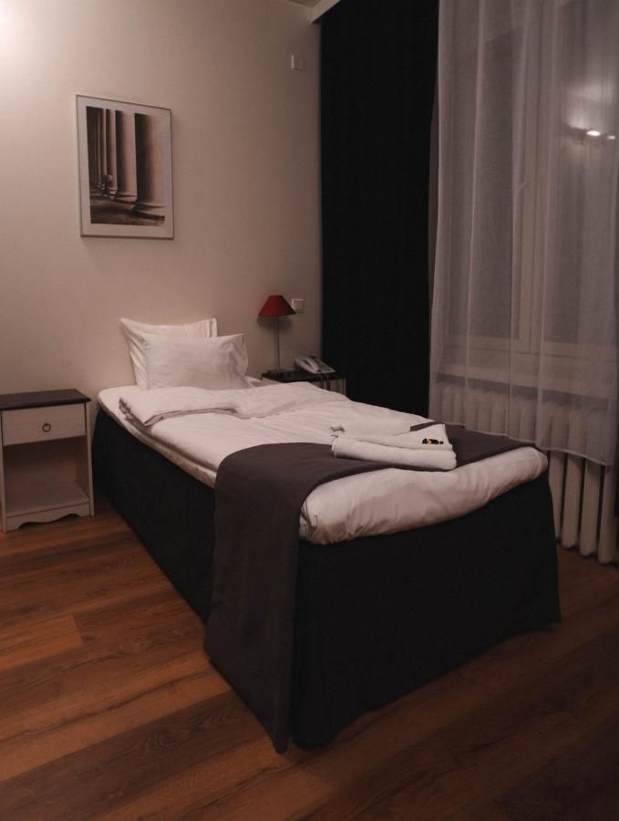 Отель Hotel Midpoint Helsinki Хельсинки